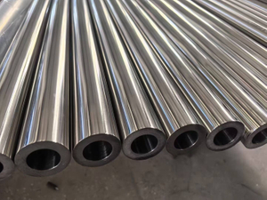 Nahtloses Rohr aus Nickellegierungsstahl ASTMB161 Incoloy 925